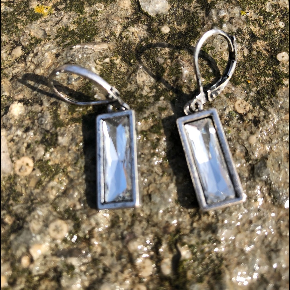 Silver/crystal-like earrings